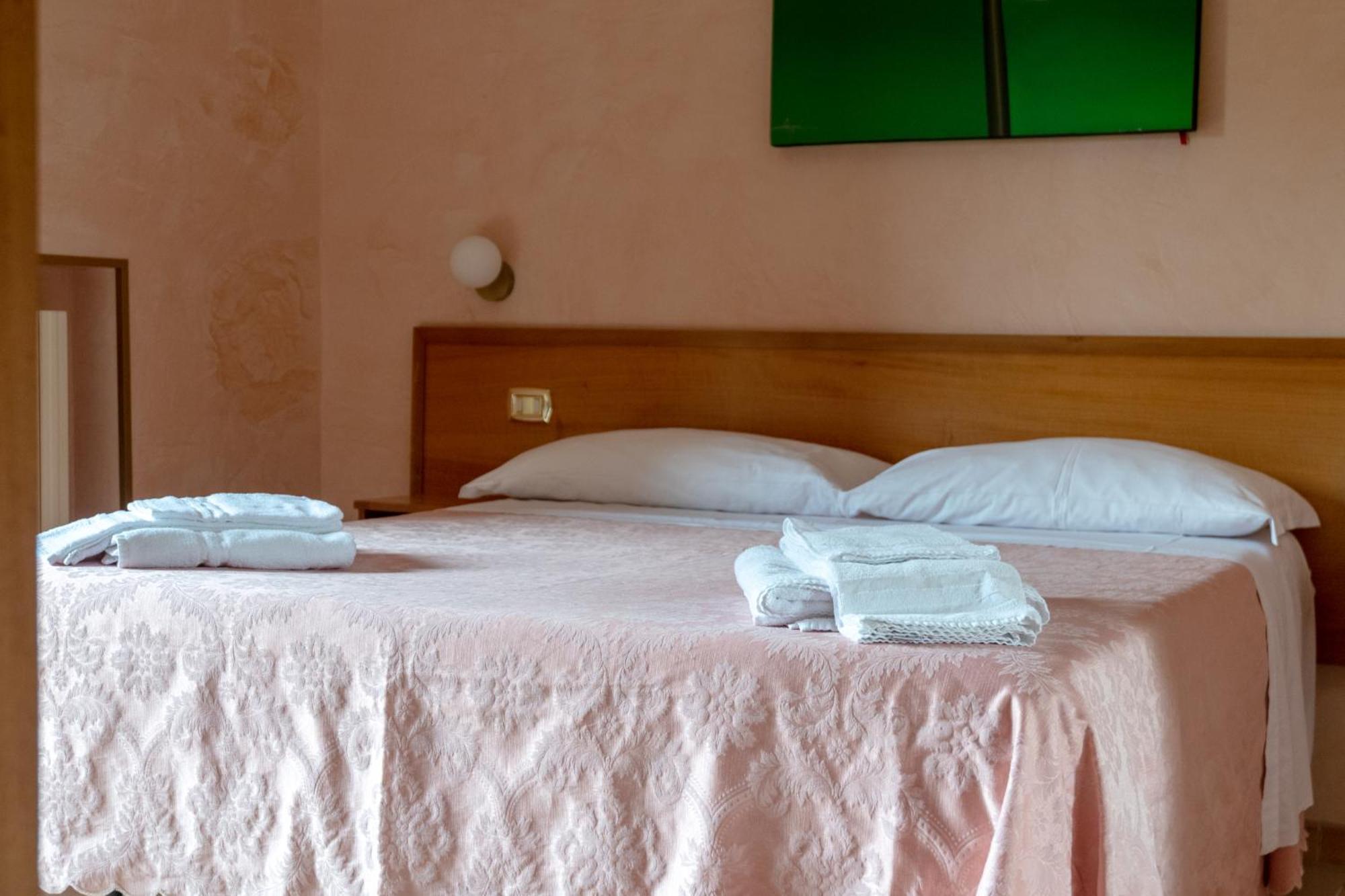 I Lecci Guesthouse San Felice Circeo Extérieur photo