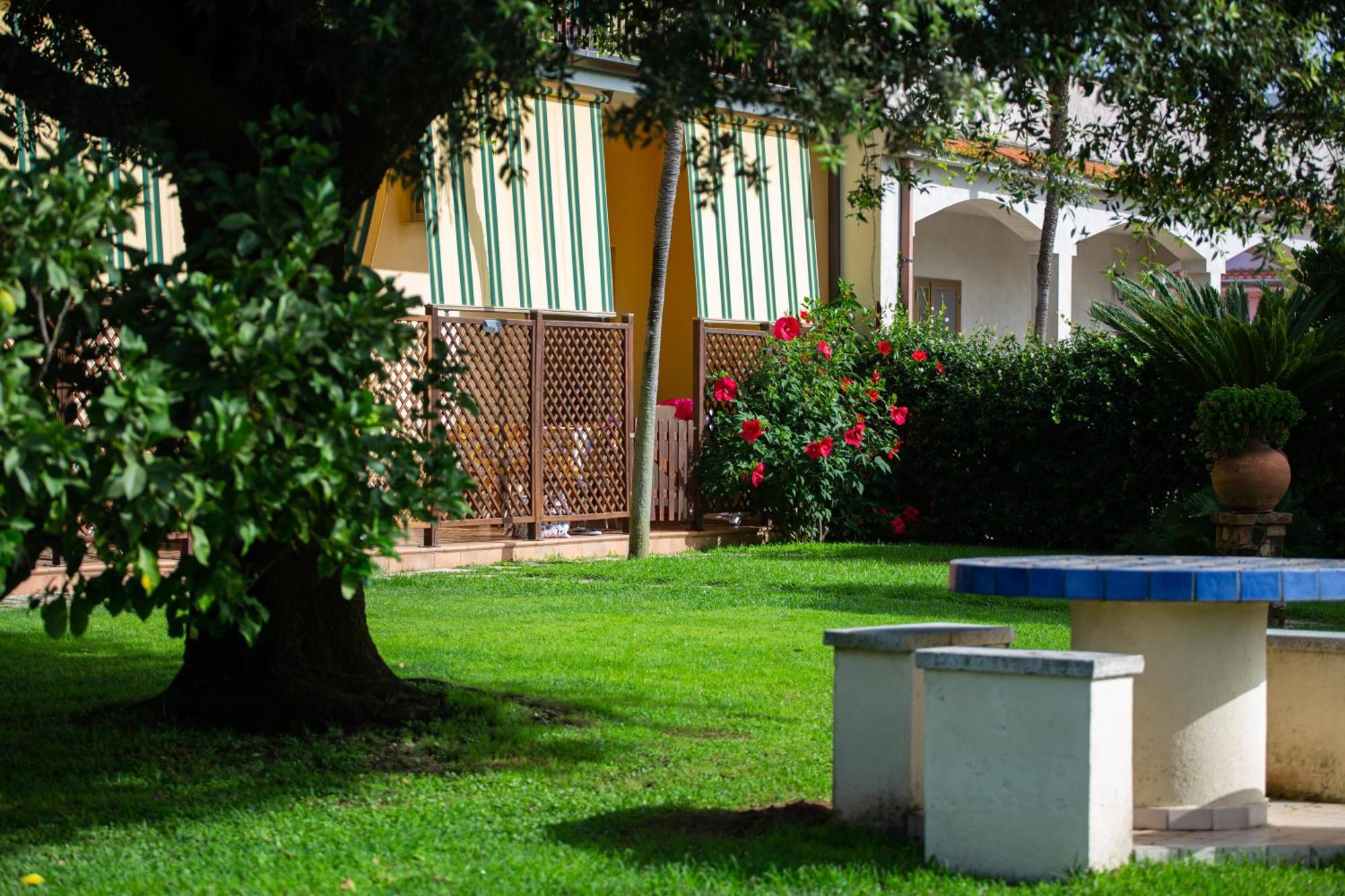 I Lecci Guesthouse San Felice Circeo Extérieur photo